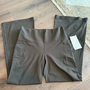 NWT Athleta Salutation Flare Leggings